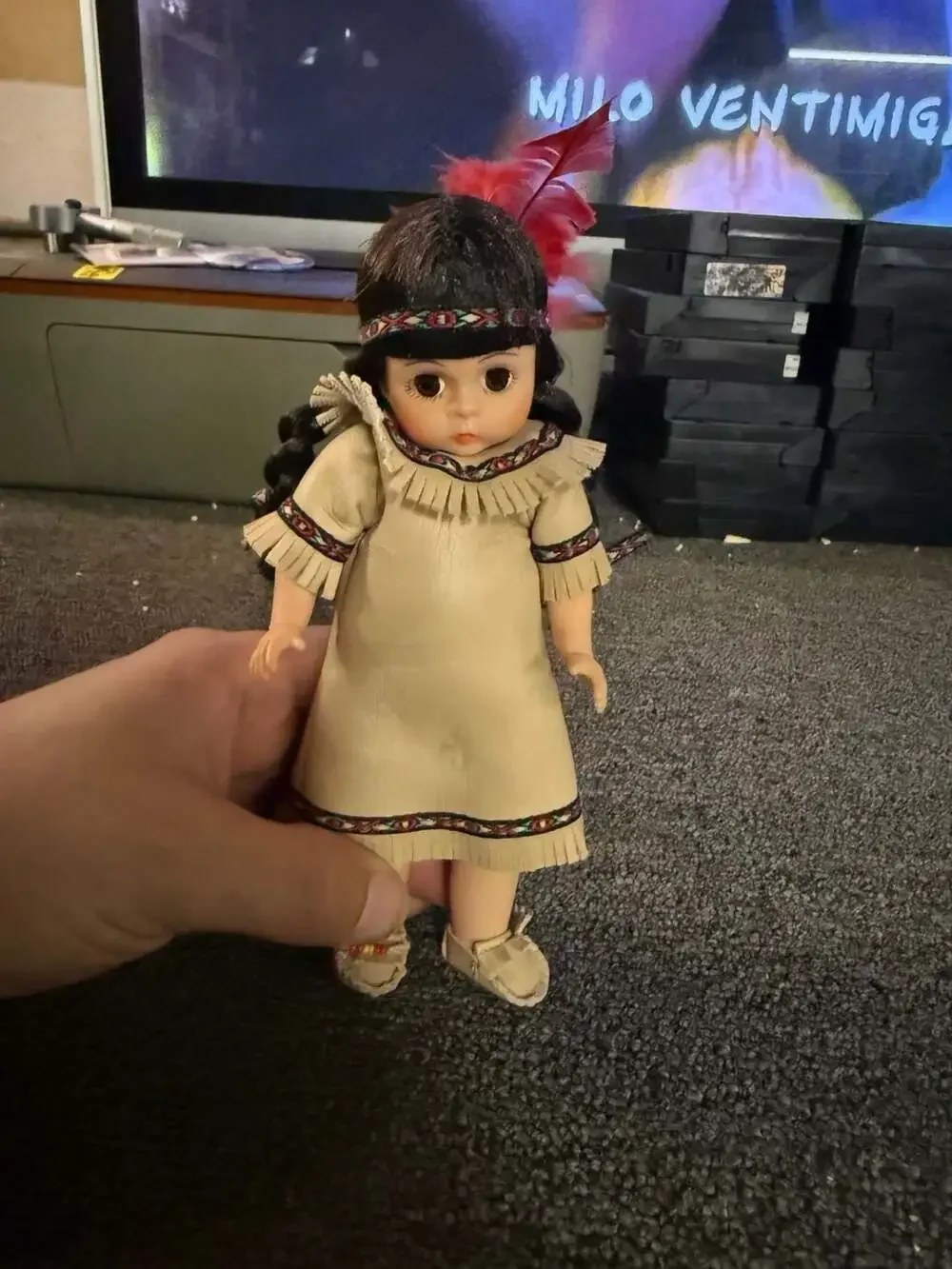 Madame Alexander 8-inch Pocahontas Storybook Collection Doll